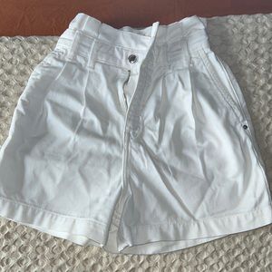 Zara shorts Size 4 white paper bag high rise denim